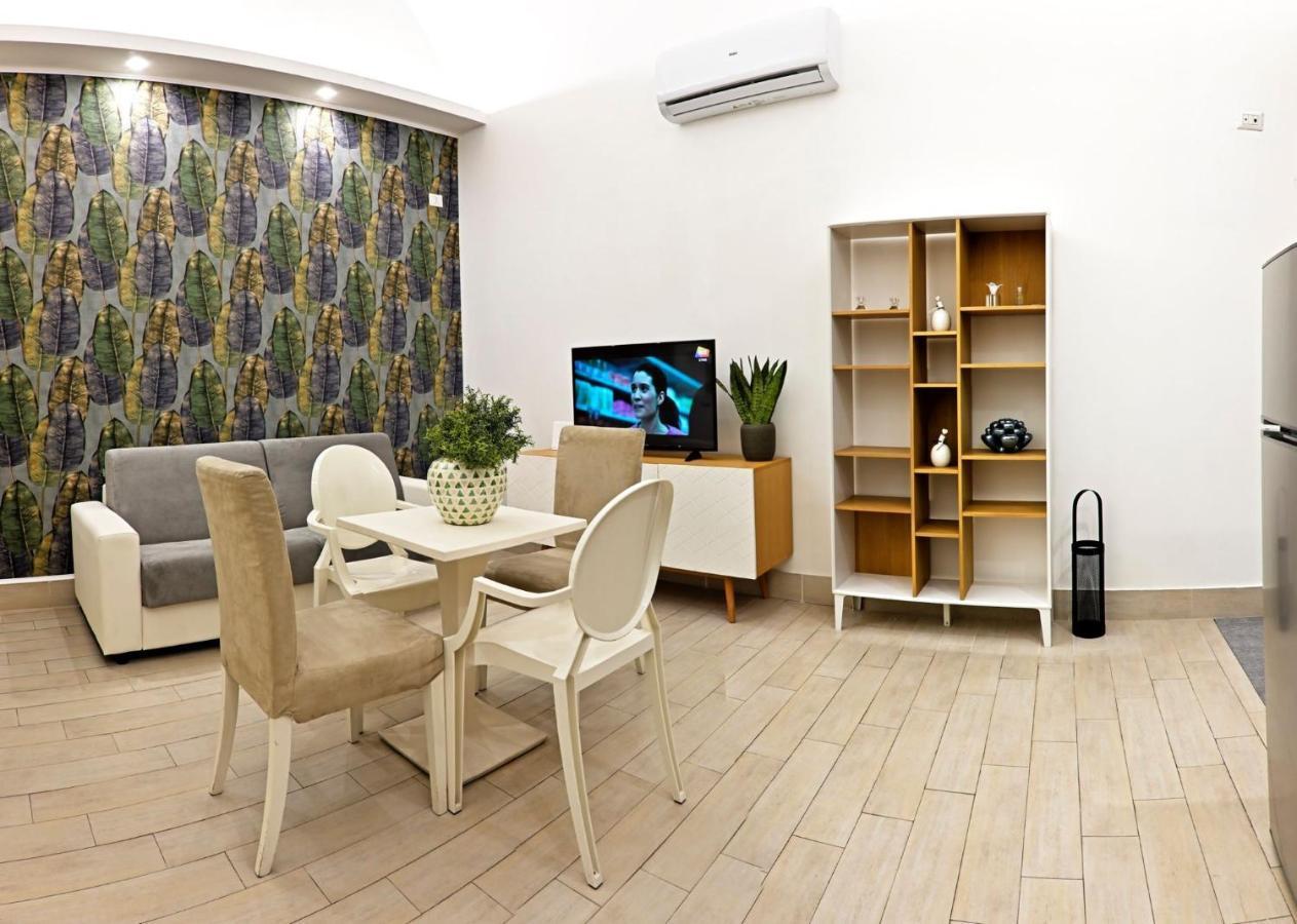 Saki Home Napoli Esterno foto